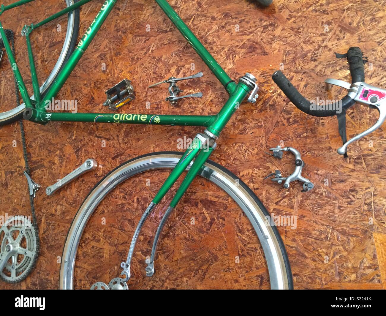 Ich möchte mein Fahrrad zu fahren, ich will mein Fahrrad zu fahren  Stockfotografie - Alamy