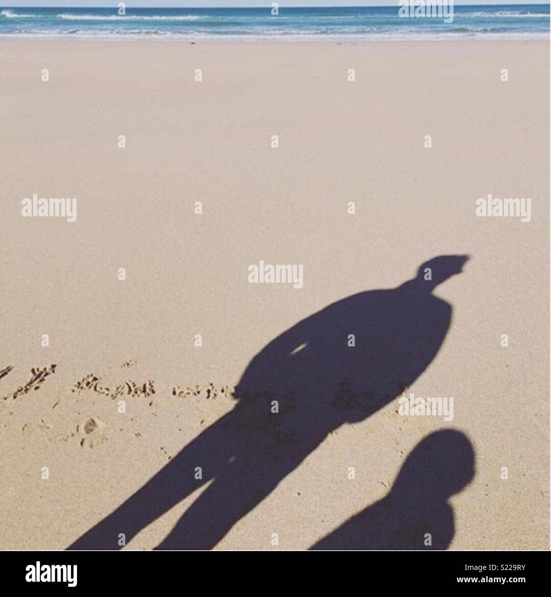 Strand Schatten Vater und Sohn Stockfoto