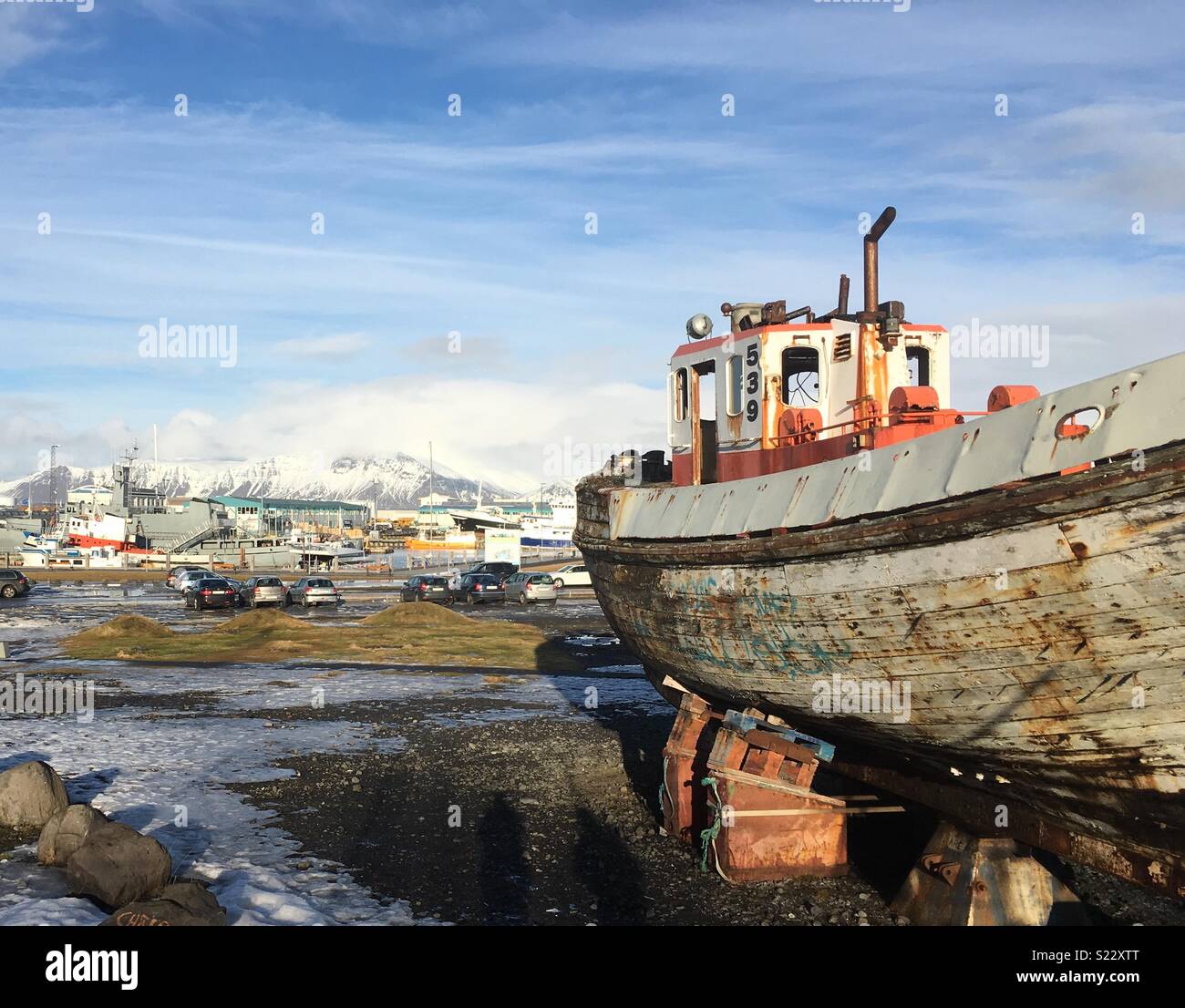 Trockene angedockt Boot in Reykjavík. Stockfoto