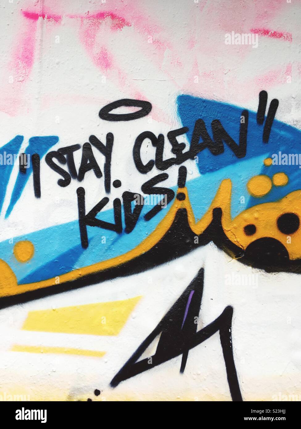 Sauber bleiben Kinder graffiti in Berlin Stockfoto