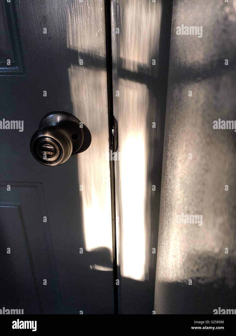 Das Licht entkommen - Smartphone-aufgenommenes Stockfoto