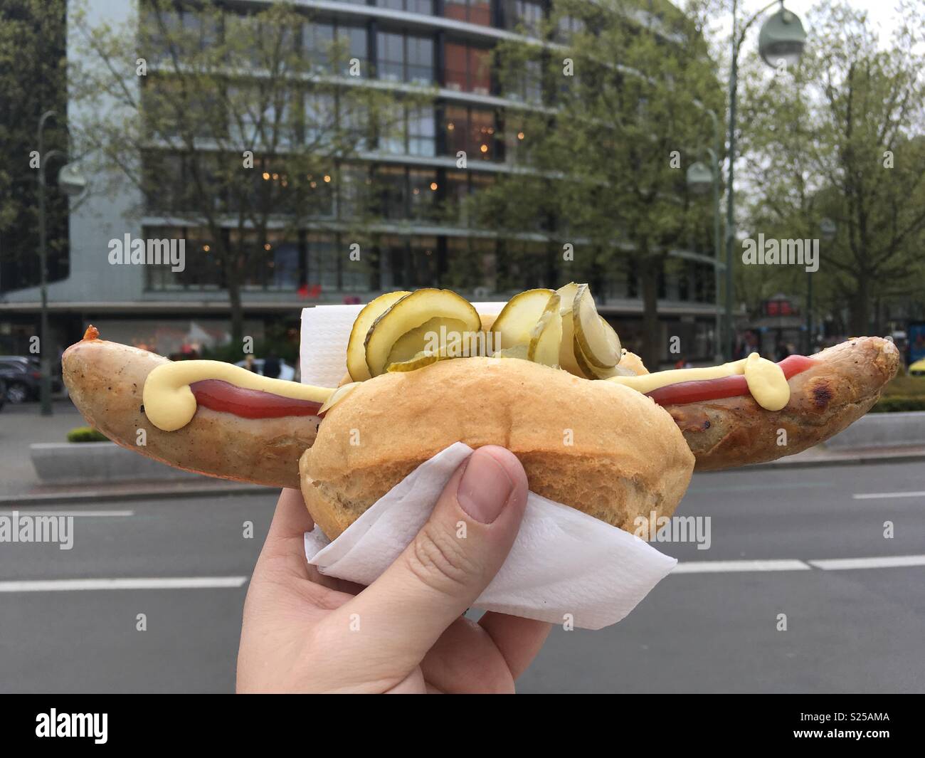 Bratwurst in Berlin Stockfoto
