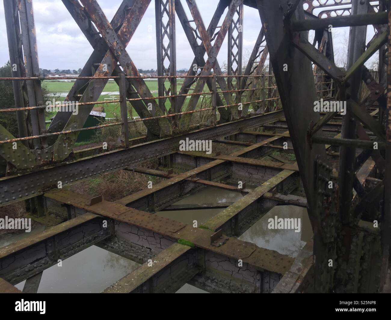 Verlassene Brücke Stockfoto