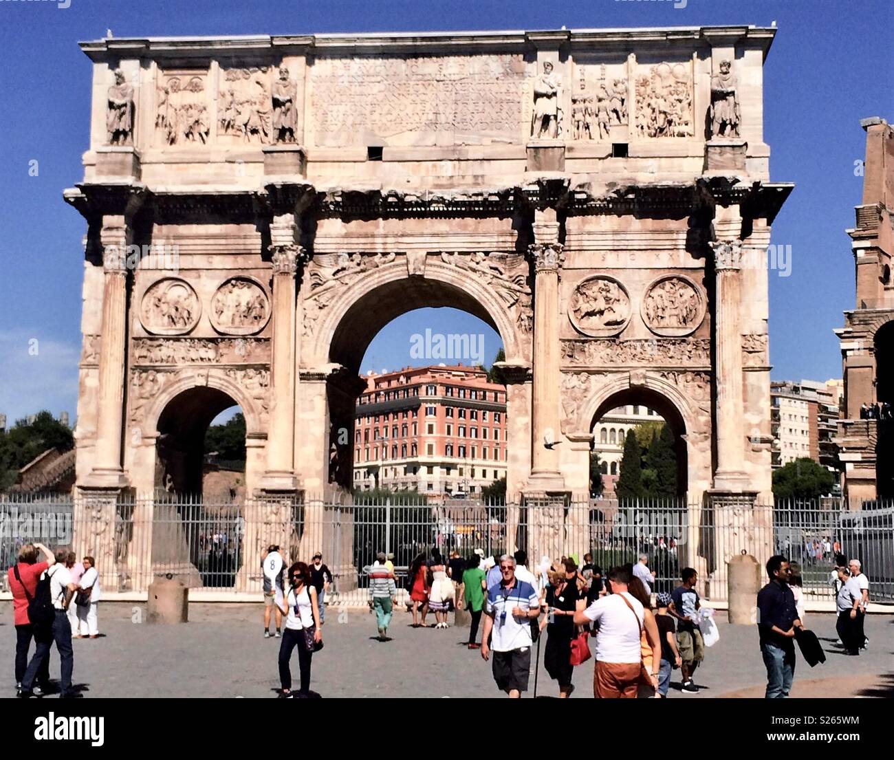 Rom arch - Smartphone-aufgenommenes Stockfoto