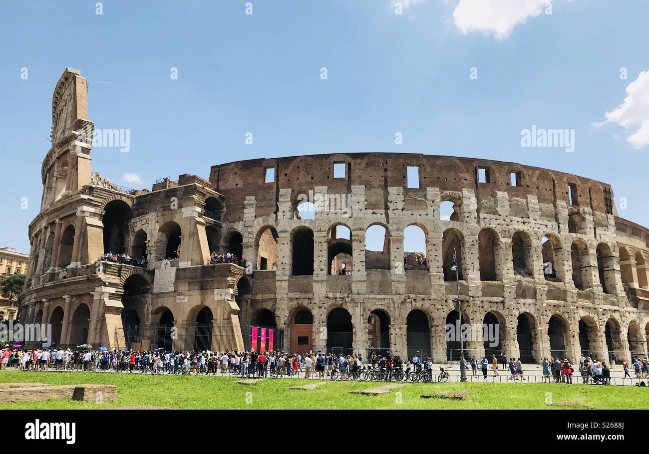 Das Kolosseum in Rom, Italien. - Smartphone-aufgenommenes Stockfoto