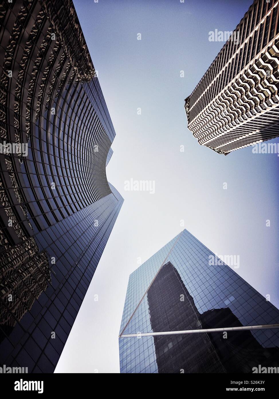 Suchen nach in Seattle Wolkenkratzer. Columbia Center, Downtown Seattle, WA, USA. - Smartphone-aufgenommenes Stockfoto