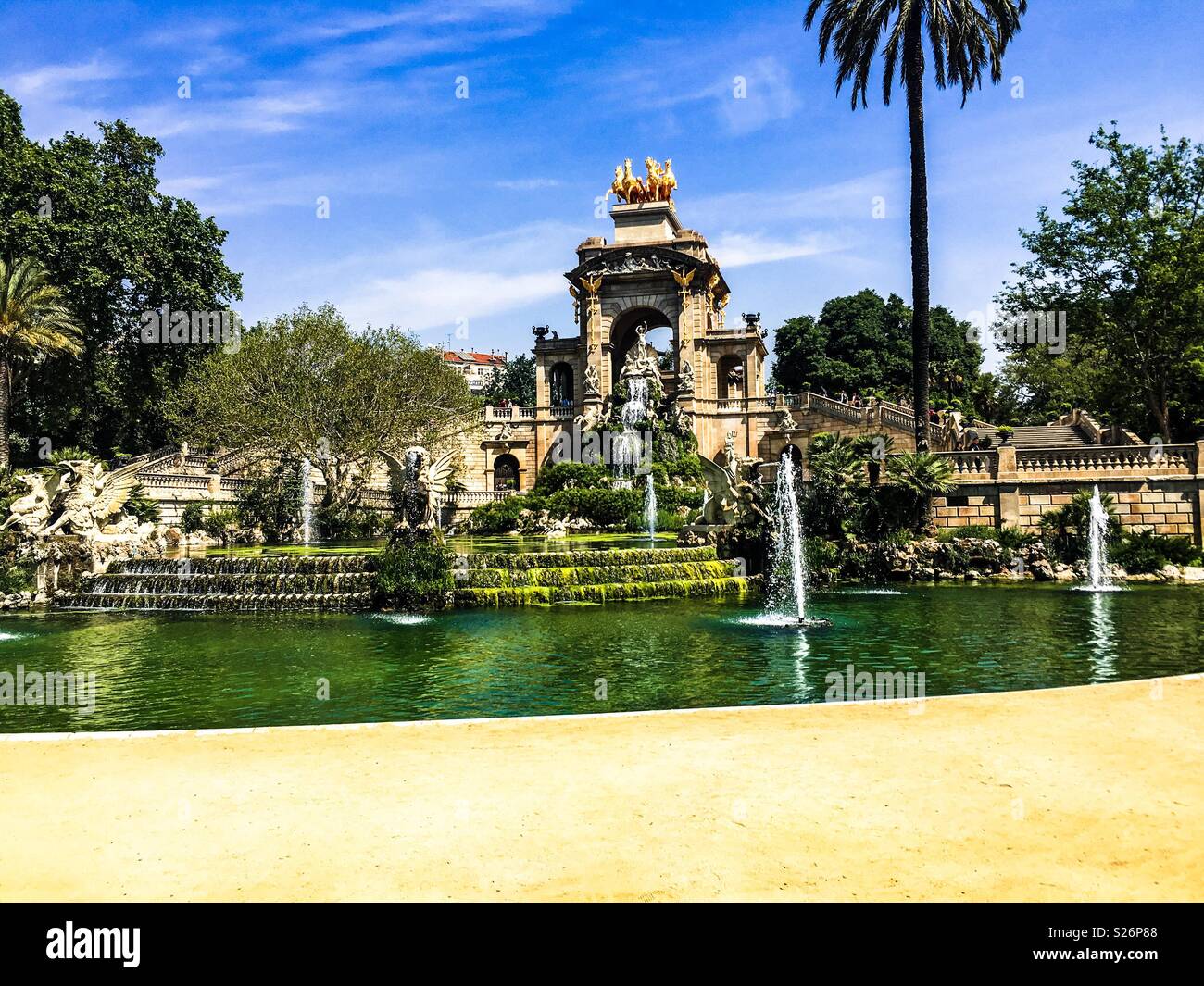 Der Ciutadella Park in Barcelona, Spanien - Smartphone-aufgenommenes Stockfoto