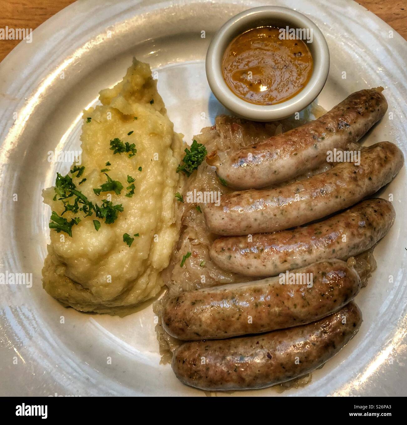 Kartoffelbrei Mit Sauerkraut Stockfotos und -bilder Kaufen - Alamy