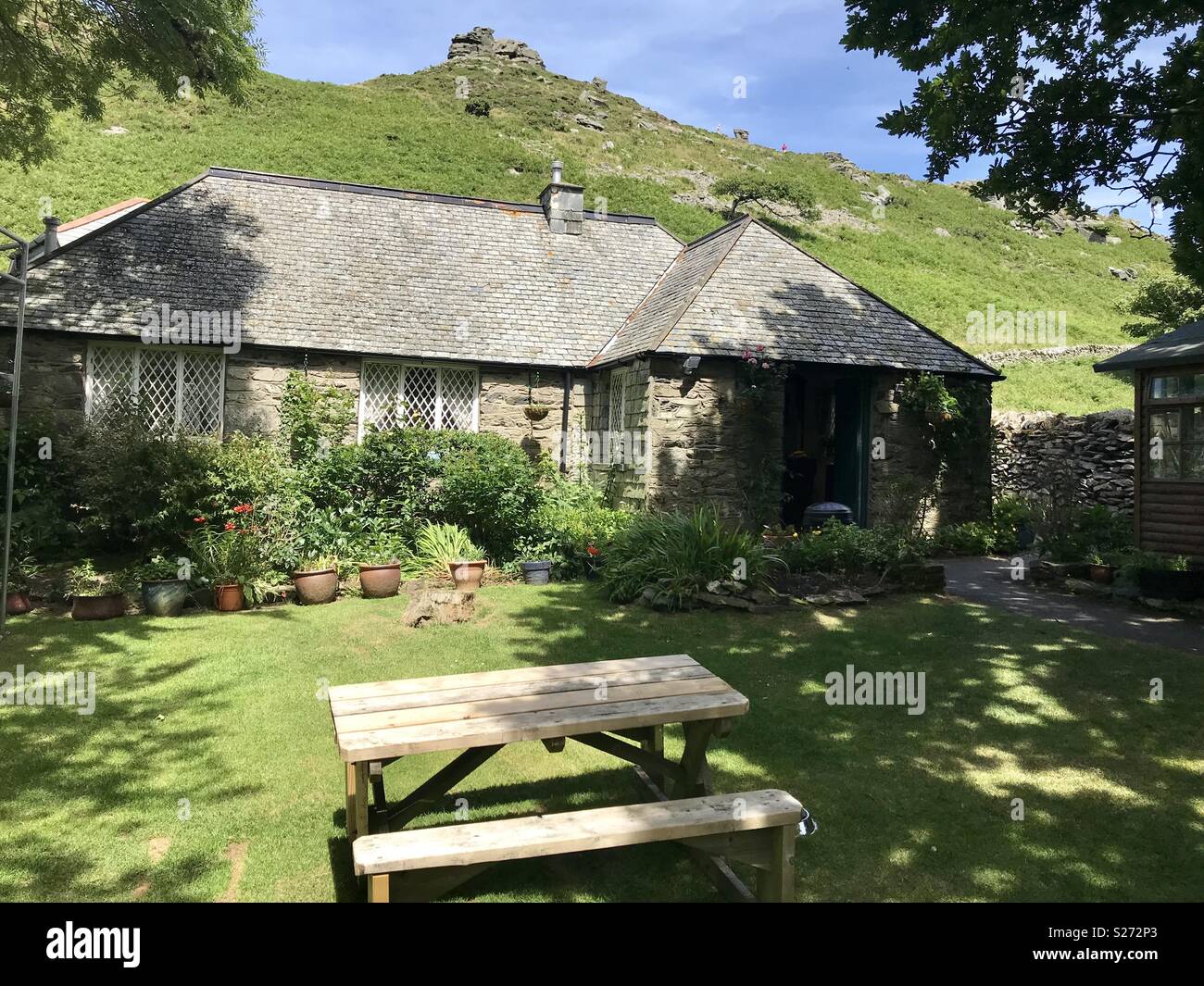 Mutter meldrums Tea Room & Gärten, Tal der Felsen. Devon - Smartphone-aufgenommenes Stockfoto