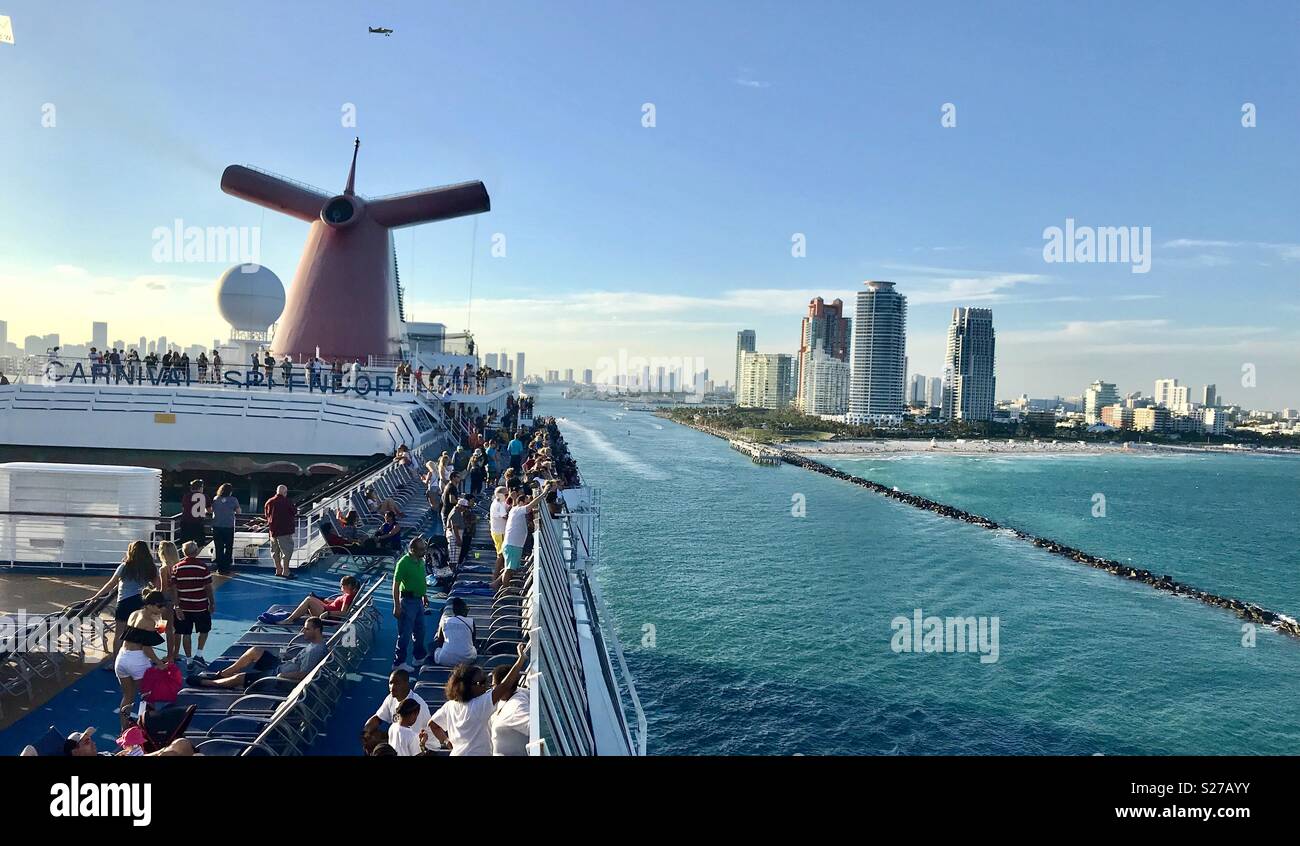 Carnival Splendor Miami South Beach Sail Away Stockfoto