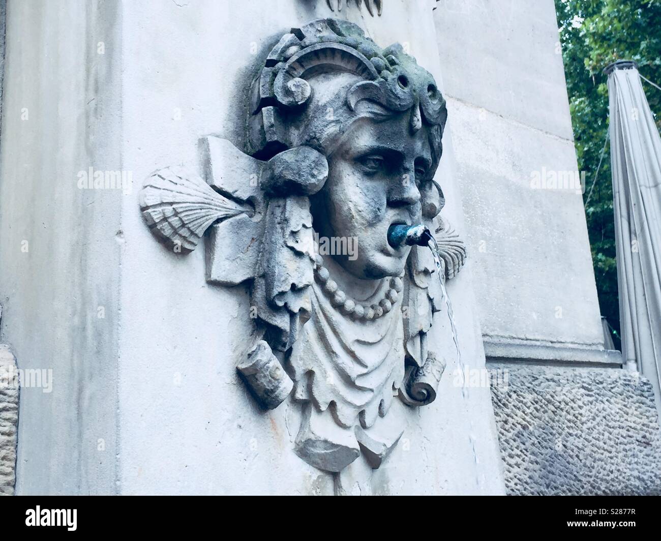Wasserspeier Springbrunnen Gesicht Statue Stockfotografie Alamy