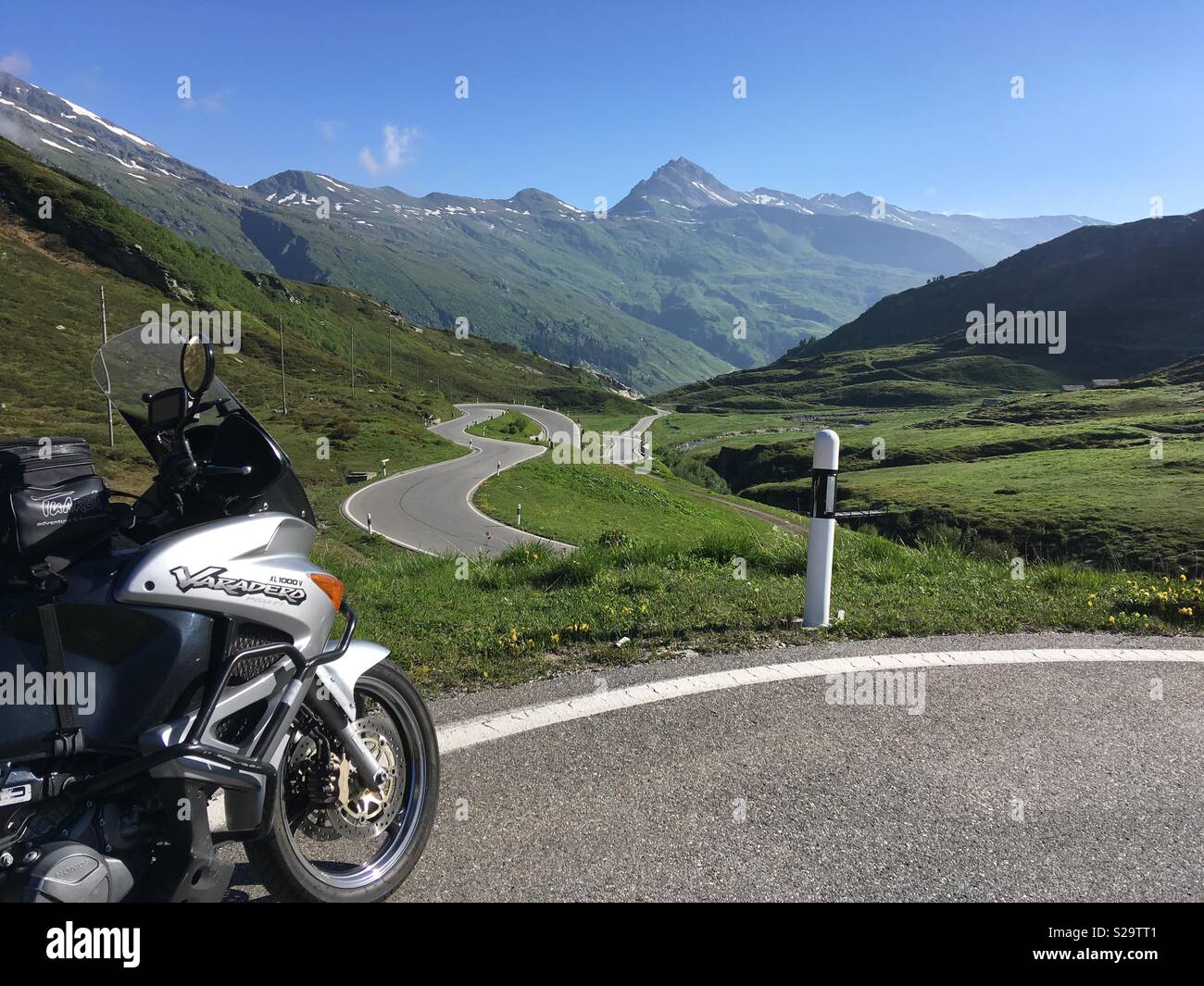 Graubünden Hinterrhein Stockfotos und -bilder Kaufen - Alamy