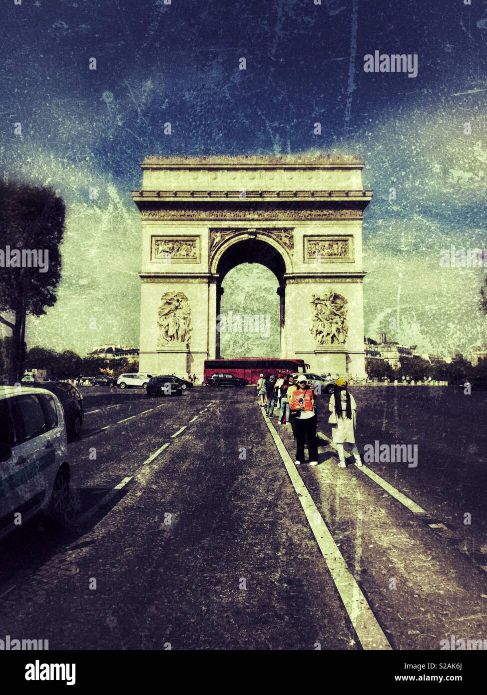 Arc de Triumph - Paris Frankreich - Smartphone-aufgenommenes Stockfoto