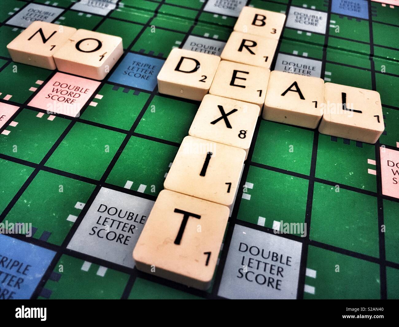 Kein Deal mit Brexit Scrabble Fliesen geschrieben Stockfoto