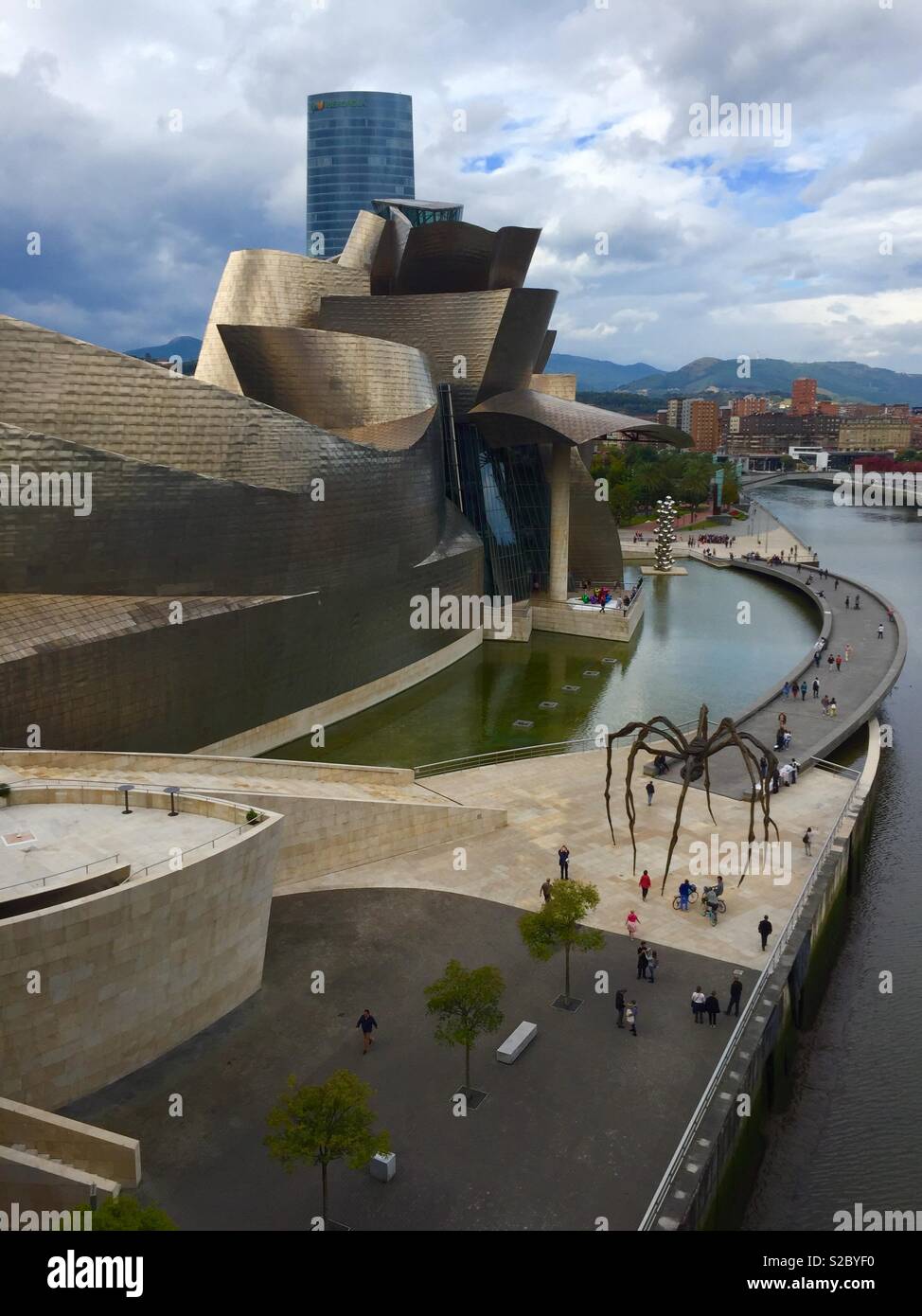 Guggenheim Bilbao - Smartphone-aufgenommenes Stockfoto