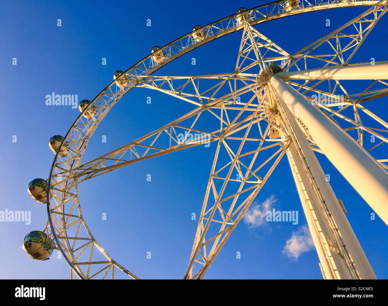 Melbourne Riesenrad an der Docklands - Smartphone-aufgenommenes Stockfoto