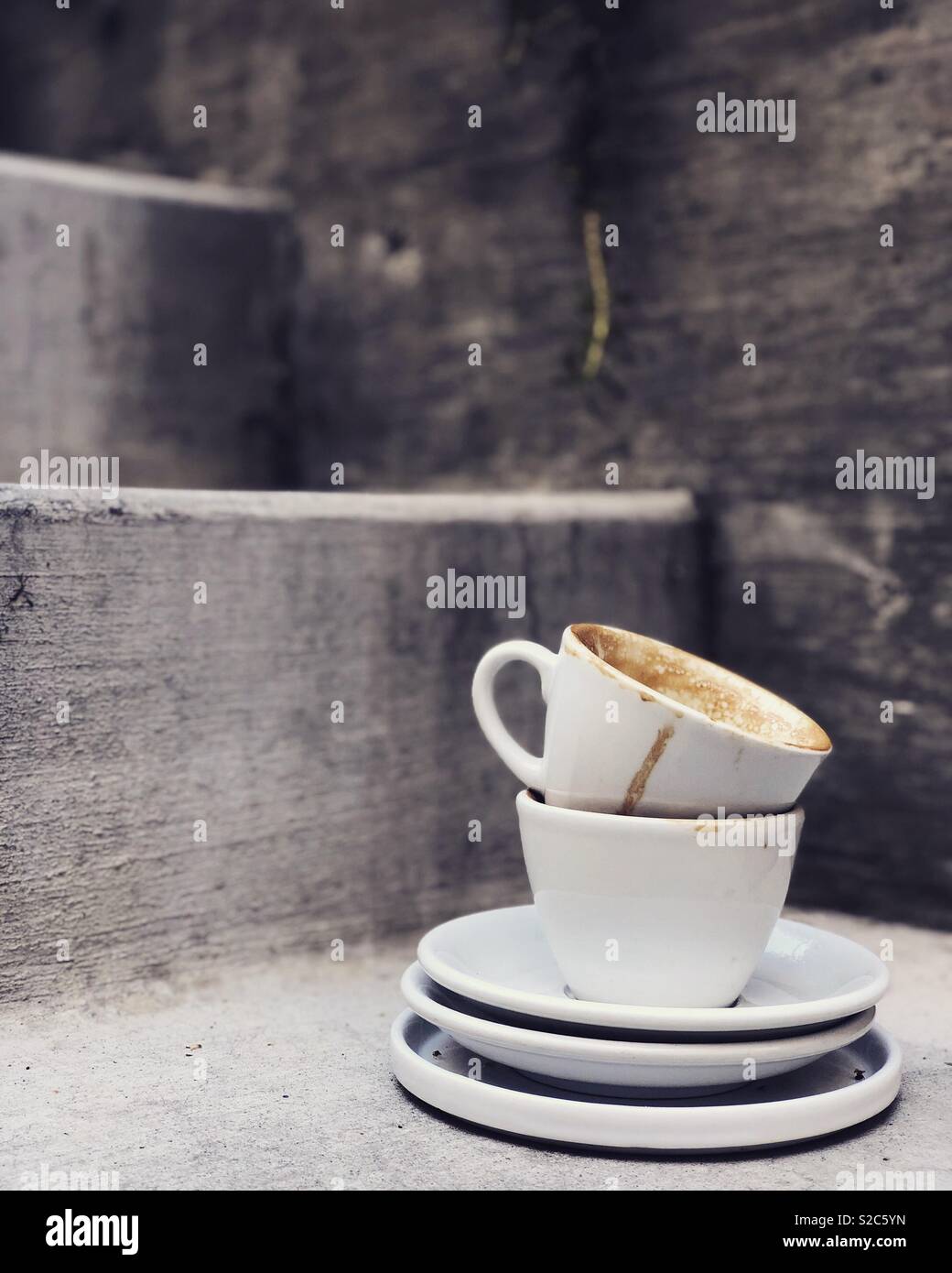 Leere Kaffeetassen Stockfoto