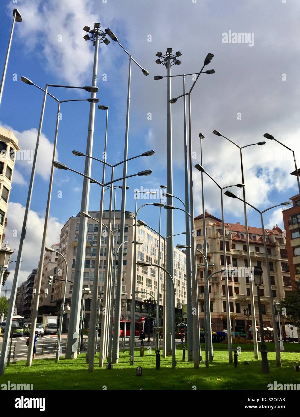 Viele Straßenlaternen Stockfoto