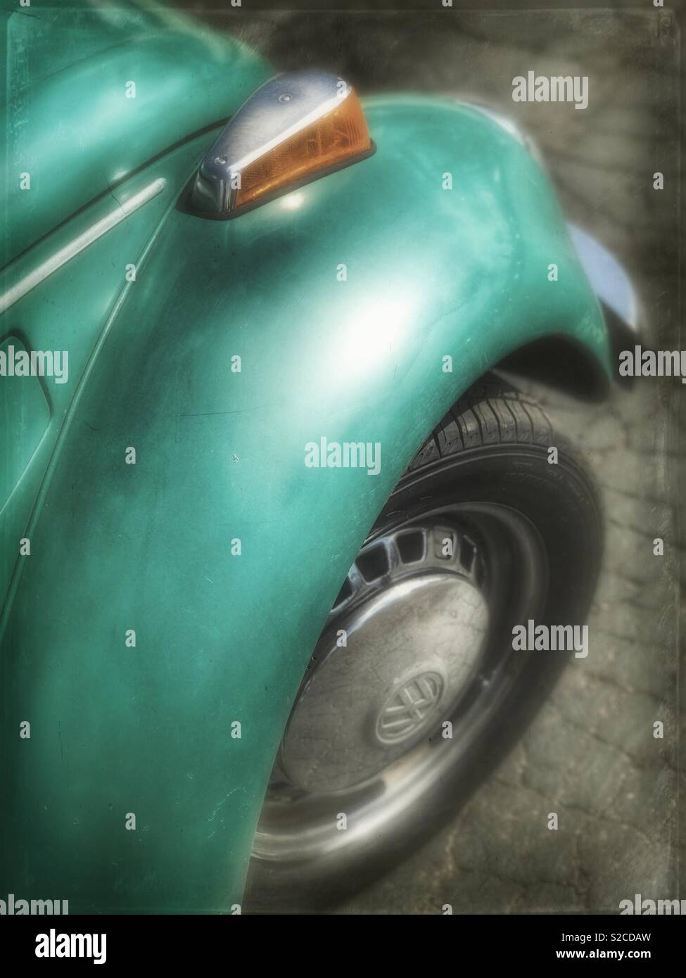 Vintage Volkswagen Käfer Kotflügel, vorn - Smartphone-aufgenommenes Stockfoto