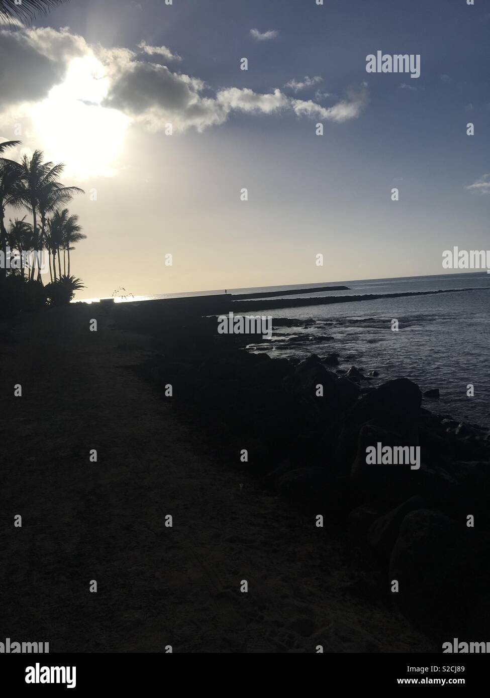 Am frühen Morgen Spaziergänge am Strand auf Lanzarote Stockfoto