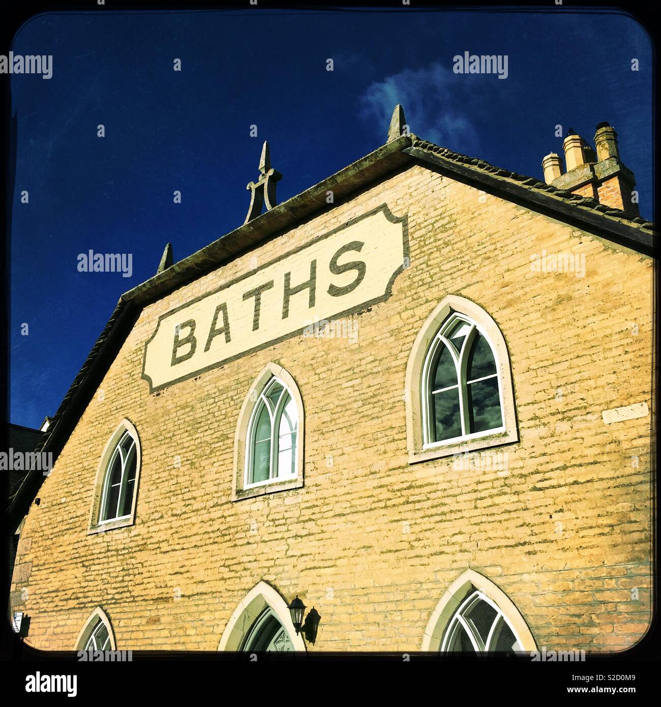 Das Badehaus in Stamford, Lincolnshire, Großbritannien war ein öffentliches Badehaus in früheren Zeiten. - Smartphone-aufgenommenes Stockfoto