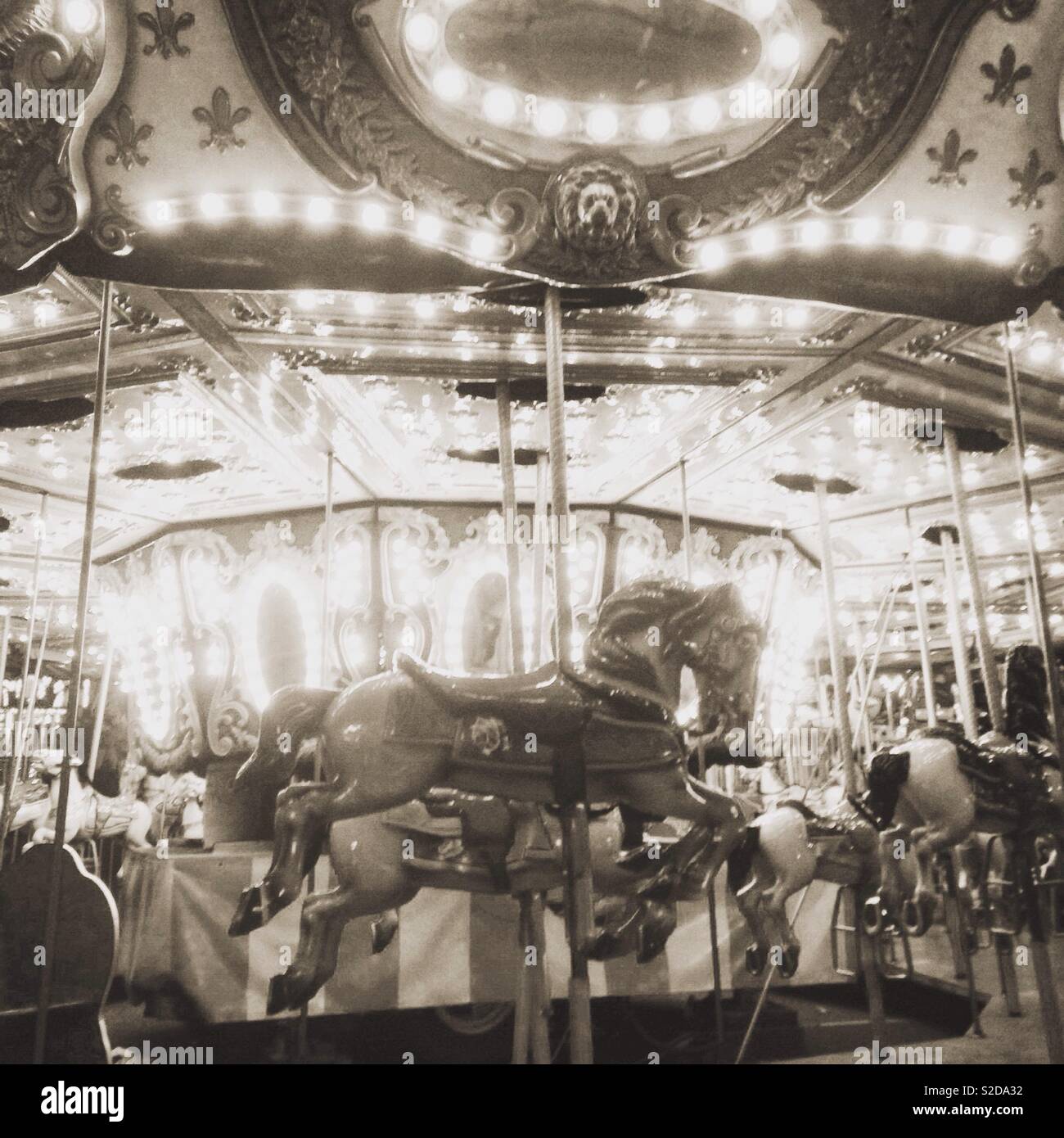 Karussell Pferde, Vergnügungspark, Carnival ride - Smartphone-aufgenommenes Stockfoto