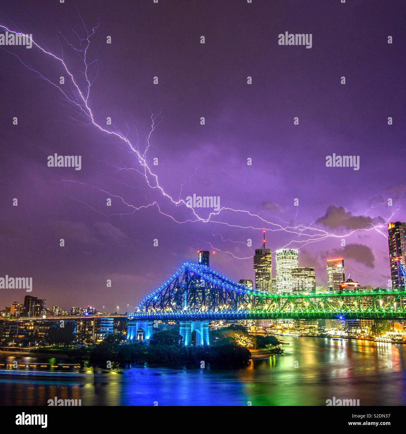 Brisbane Sturm, Wilson's Lookout, QLD, Australien Stockfoto