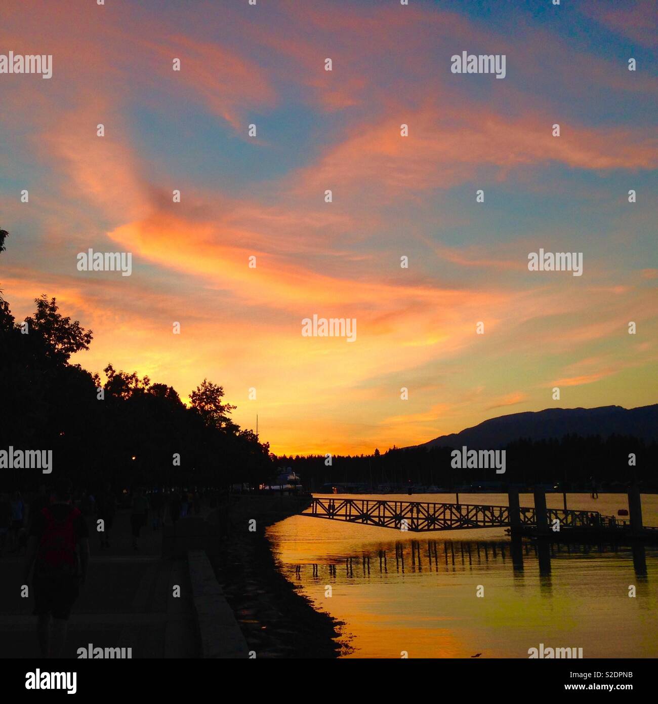 Sonnenuntergang in Vancouver in Coal Harbour Stockfoto