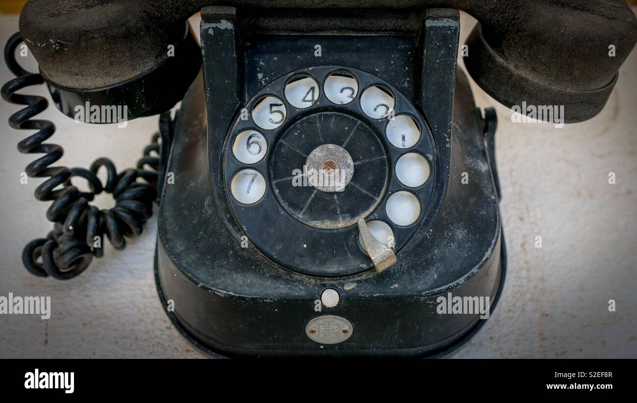 Antik schwarz Bakelit rotary Direktwahltelefon Stockfoto