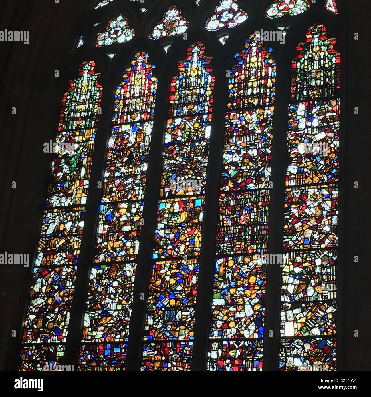 Schöne Fenster in Wells Cathedral Stockfoto