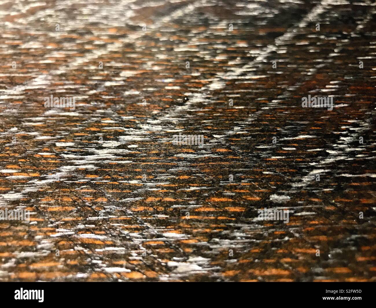 Die Textur und Farbe eines glänzenden Holztisch. - Smartphone-aufgenommenes Stockfoto