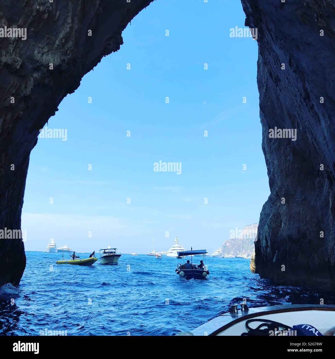 Faraglioni, Capri, Italien Stockfoto