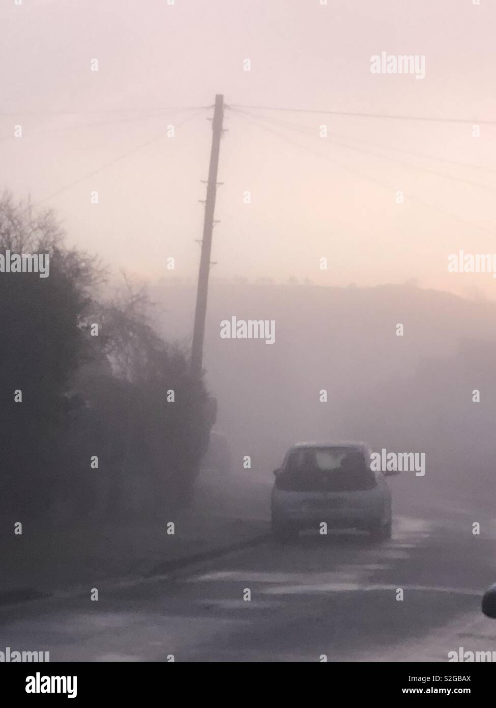 Wintermorgen Nebel im Norden von Wales Stockfoto