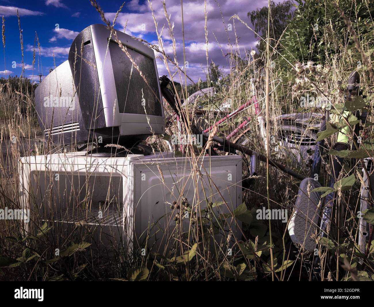 Schuttplatz in der Landschaft Stockfoto