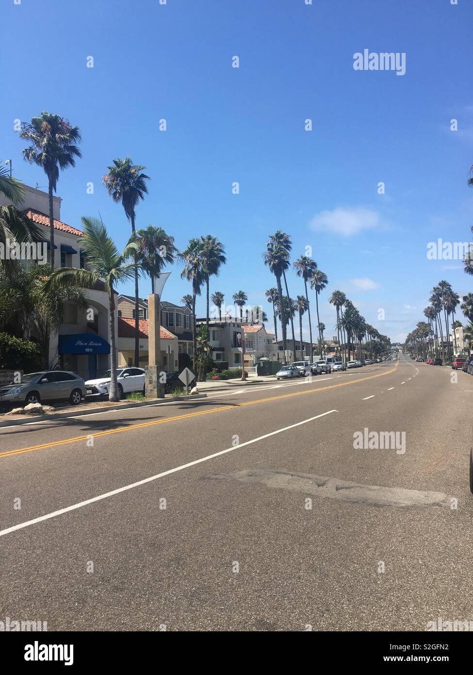 Hermosa Beach Nachbarschaft an einem sonnigen Tag Stockfoto