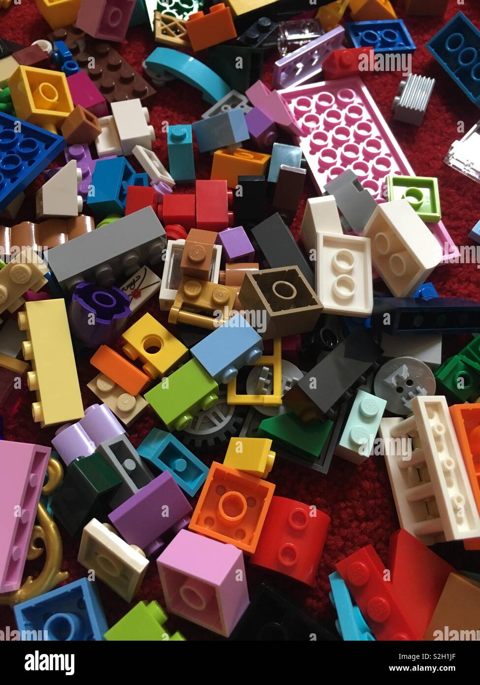 Lego spielen Blocks liegen auf dem Boden Stockfoto