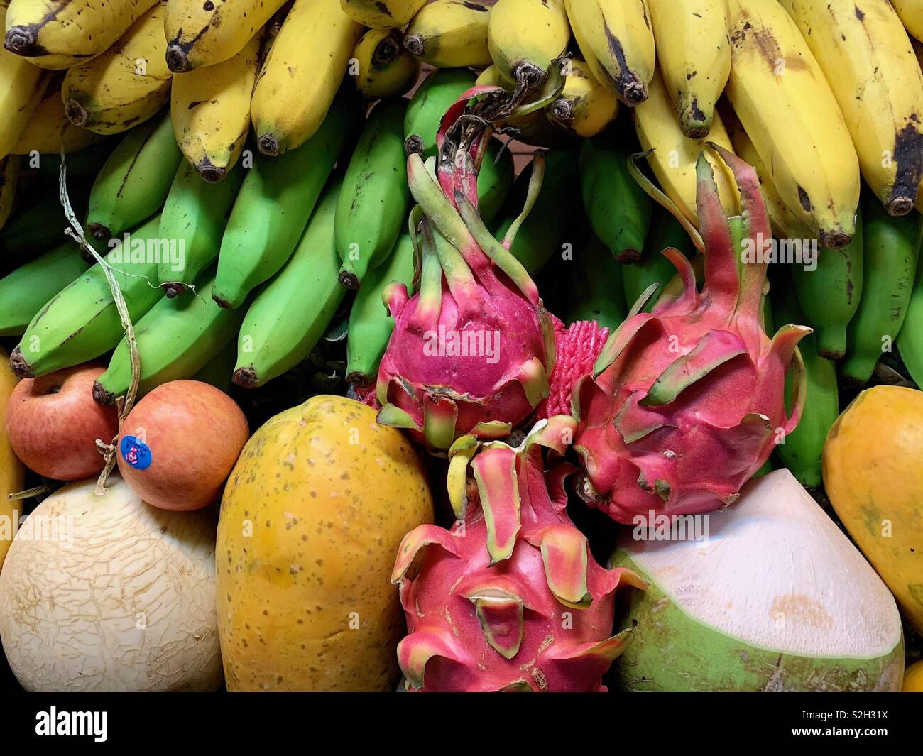 Exotische Früchte werden ausgestellt, Thailand Stockfoto