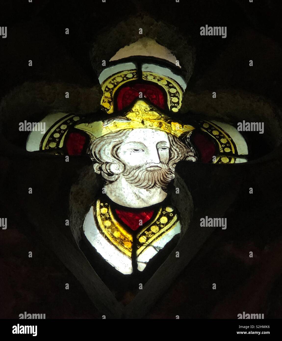 Wunderschöne mittelalterliche Glasmalerei roundel Darstellung eines Königs, Vale von Evesham. Stockfoto