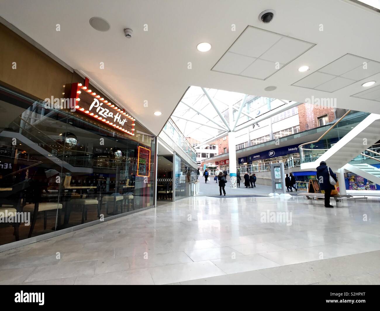 Lower precinct Coventry City Centre Übersicht Pizza Hut Stockfoto