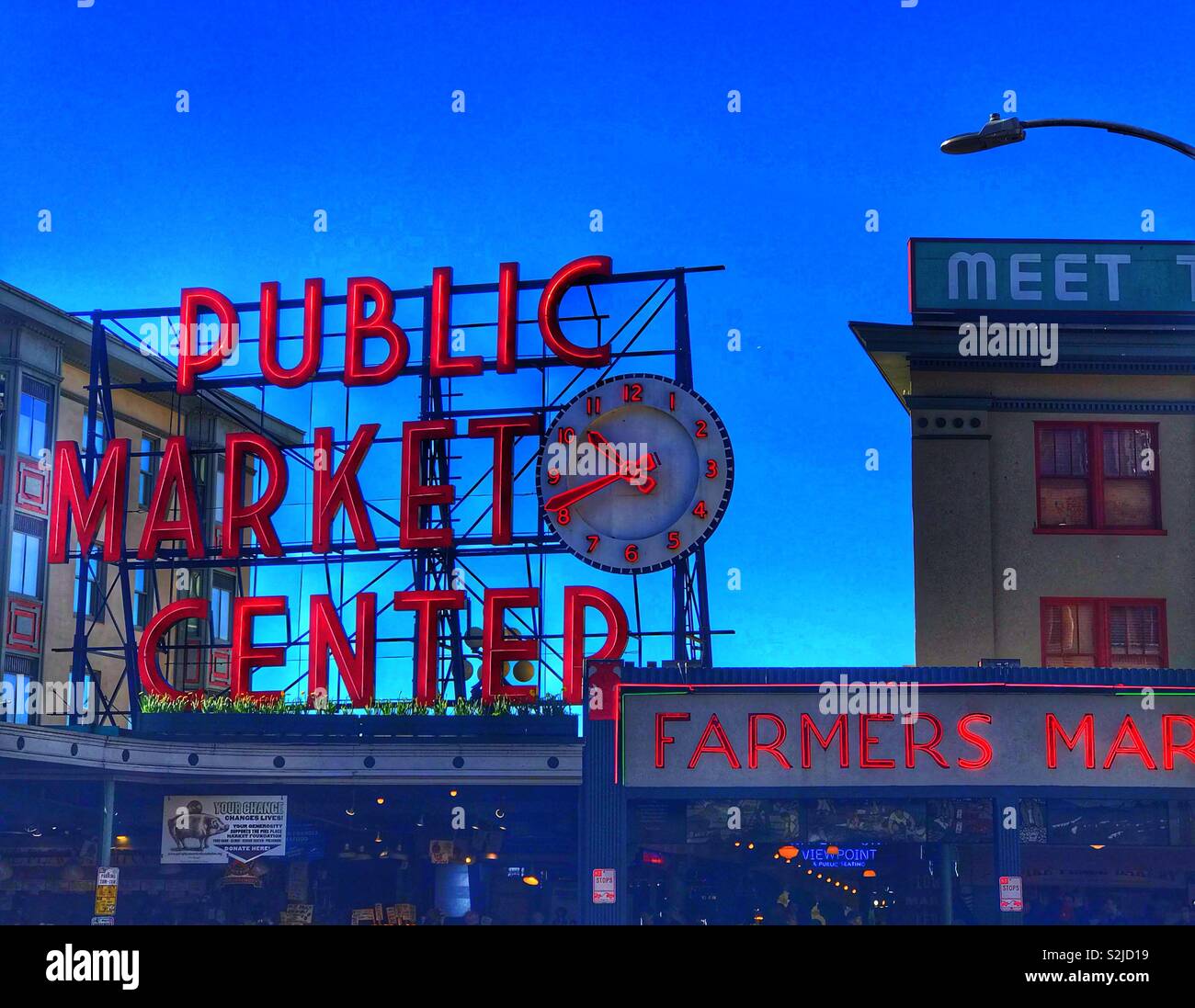 Pikes Place Public Market in Seattle, Washington, das Zeichen für den öffentlichen Markt Stockfoto