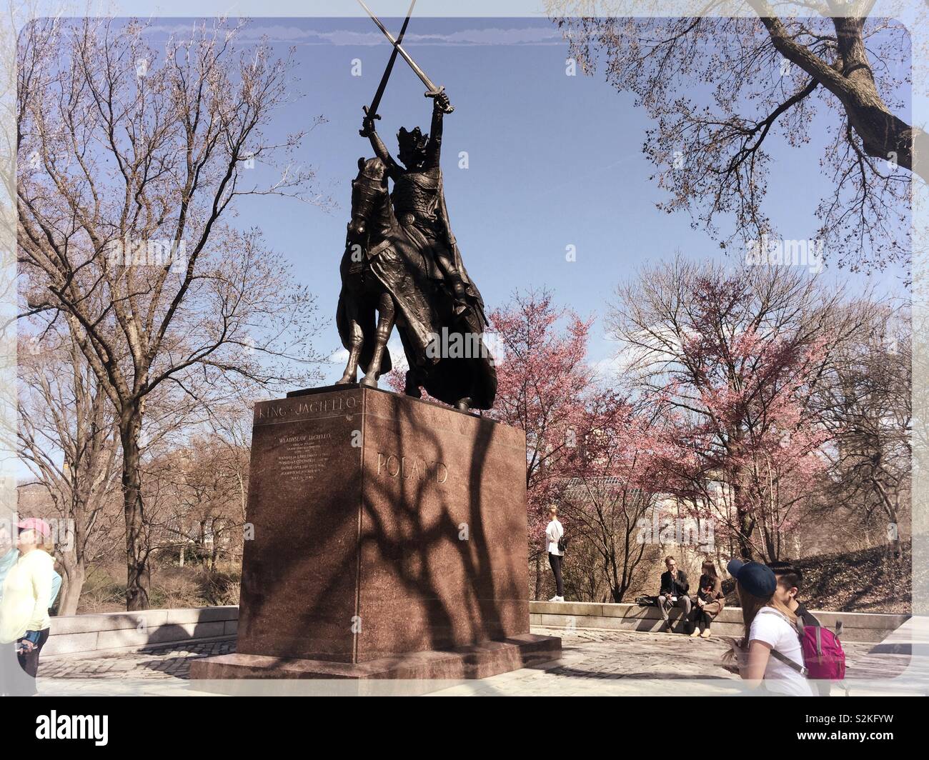 Die große Bronze Skulptur der polnische König Jagiello Monument im Central Park, New York City, USA Stockfoto