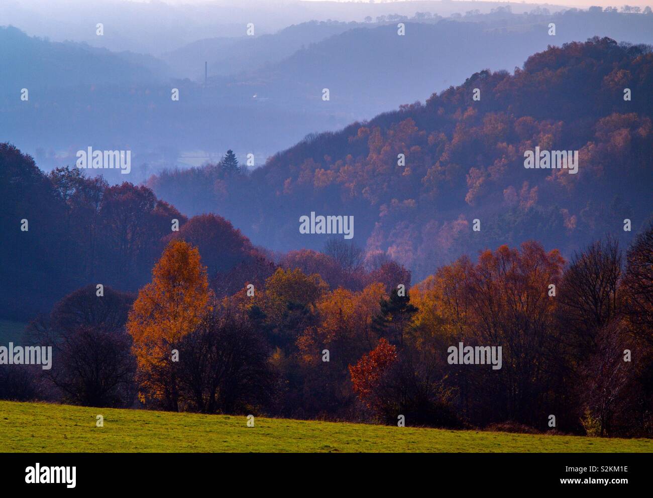 Herbst Landschaft in der Nähe von zwei Dales in The Derbyshire Peak District England Großbritannien - Smartphone-aufgenommenes Stockfoto