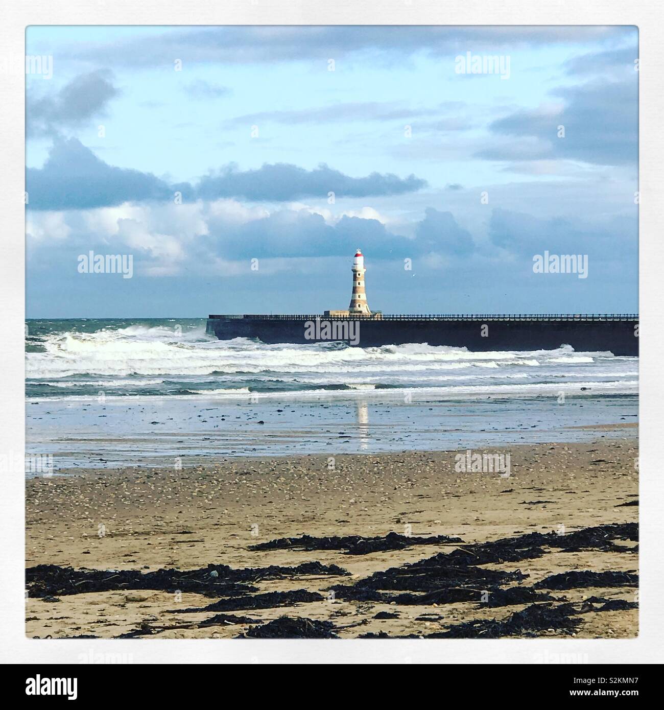 Leuchtturm und Strand in Roker, Sunderland Stockfoto