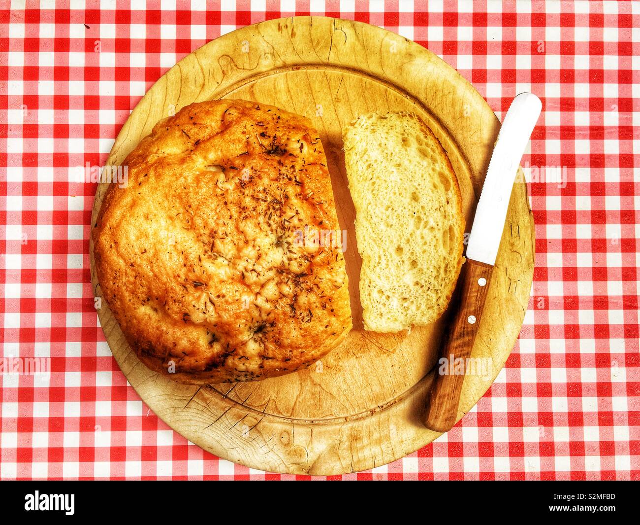 Die Konditorei Bäckerei Woodbridge Kraut Focaccia - Smartphone-aufgenommenes Stockfoto