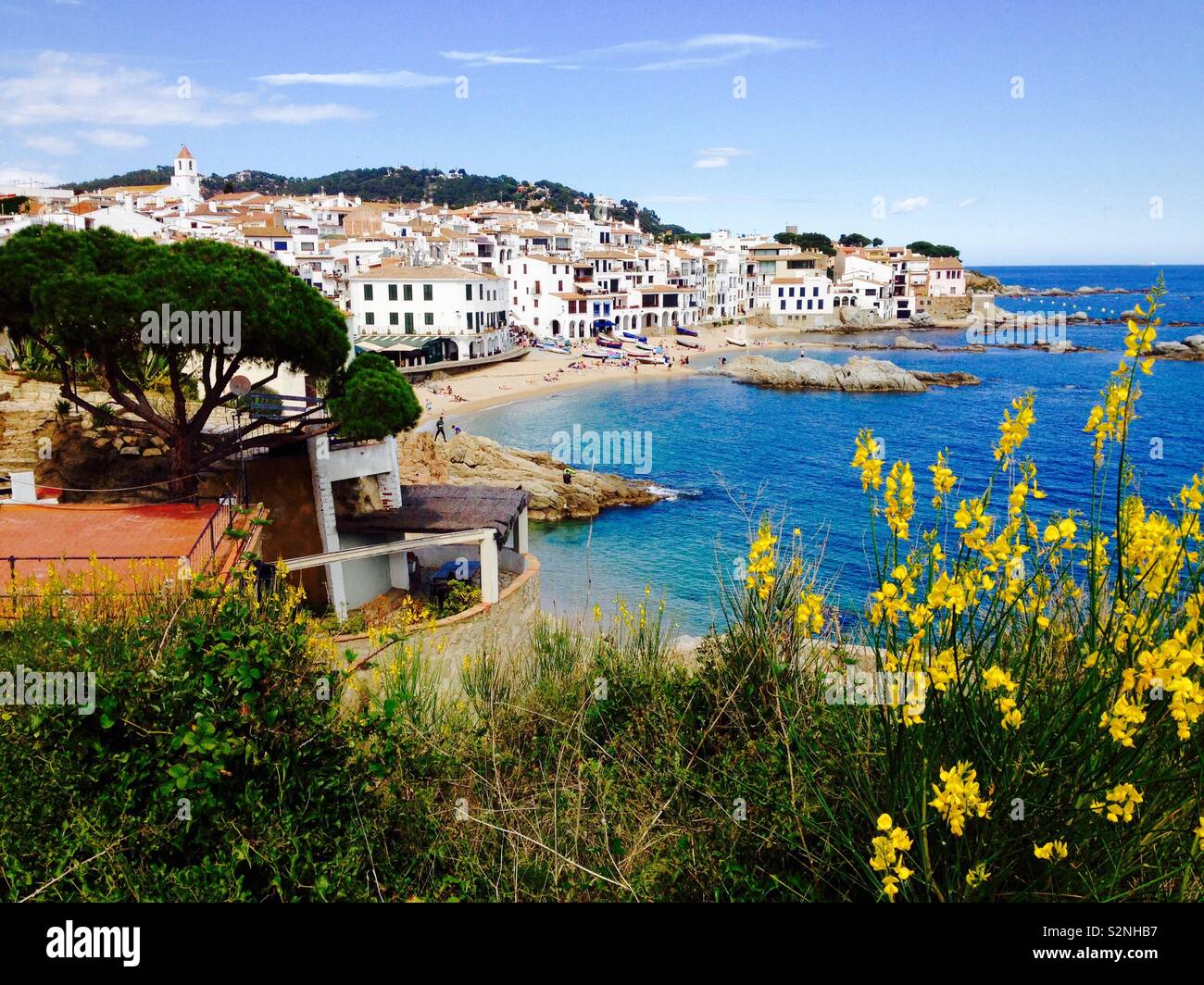Calella de Palafrugell allgemeine Ansicht. Katalonien. Spanien - Smartphone-aufgenommenes Stockfoto