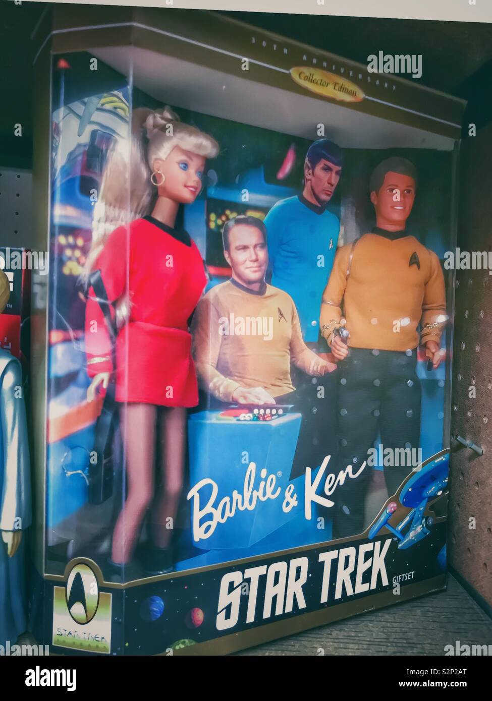 Barbie und Ken Star Trek Geschenk in Box Set Stockfoto