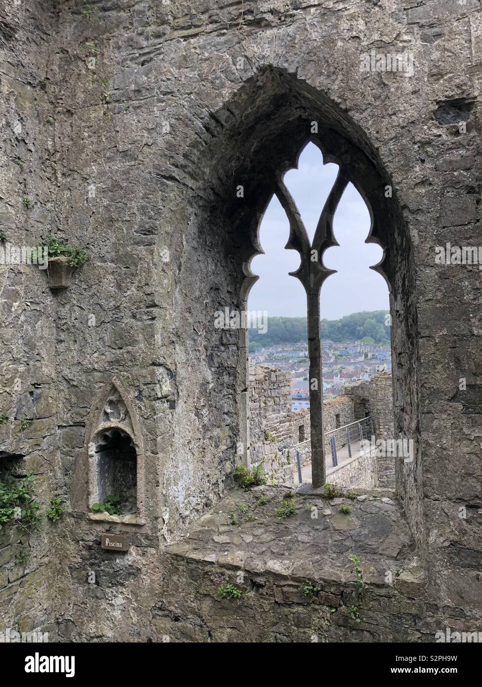 Anzeigen von Swansea, Wales, UK durch Oystermouth Castle Stockfoto