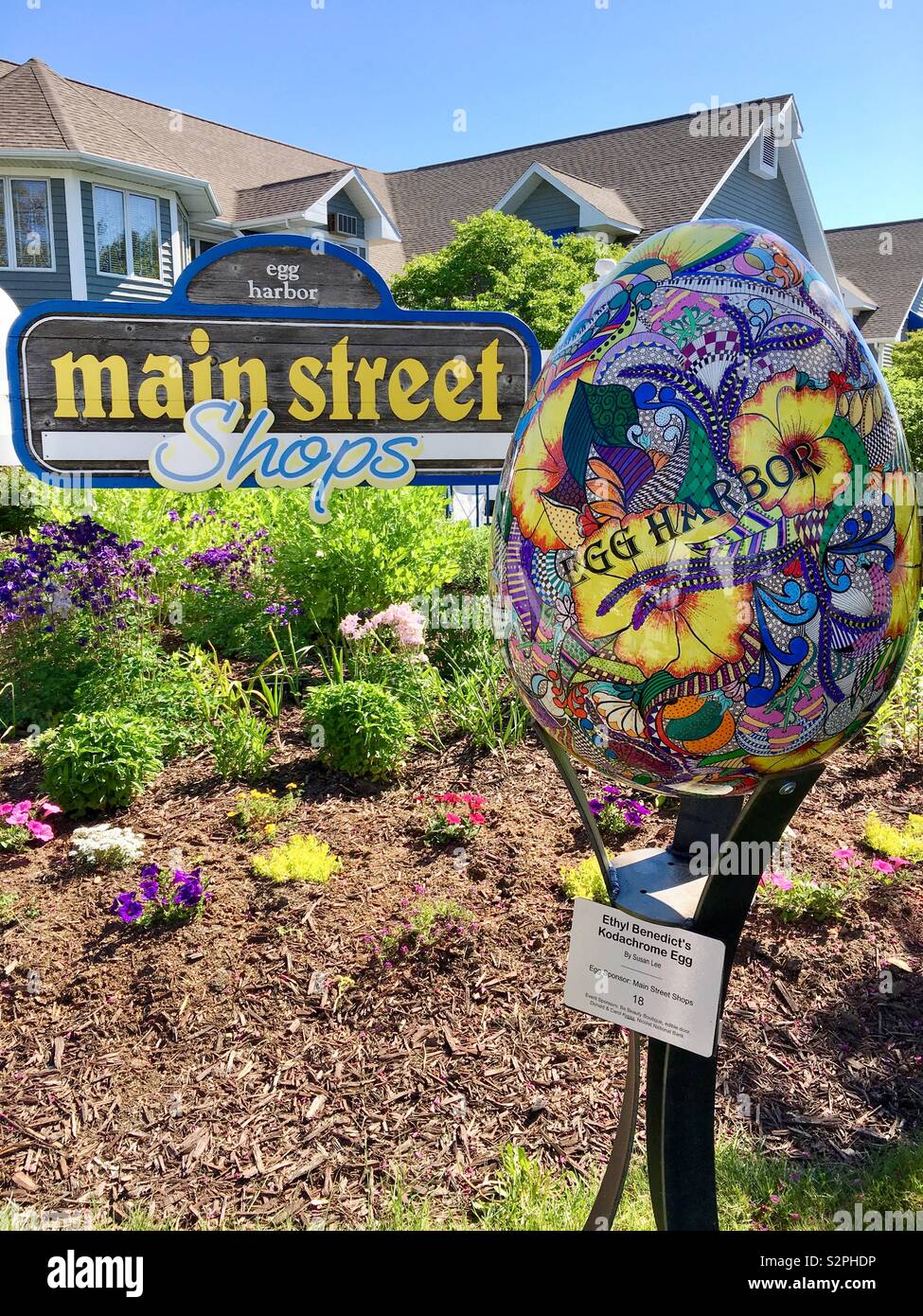 EGGstravaganza 2019 in Egg Harbor, 8. Juni 2019, Egg Harbor, WI, USA, Door County Egg Harbor feiert seinen 55. Jahrestag mit dem 2019 EGGstravaganza Kunst Expo, DianaJ/StockimoNews/Alamy - Smartphone-aufgenommenes Stockfoto