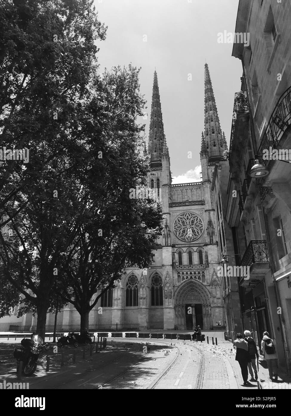 Schwarz-weiß Foto von Bordeaux Kathedrale Stockfoto