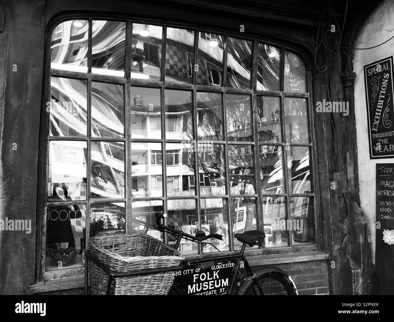 Holz Fenster bei Life Museum Gloucester Stockfoto